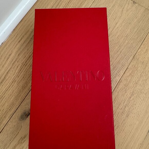 Valentino Garavani Rockstud Mary Jane Flats - Picture 11 of 11